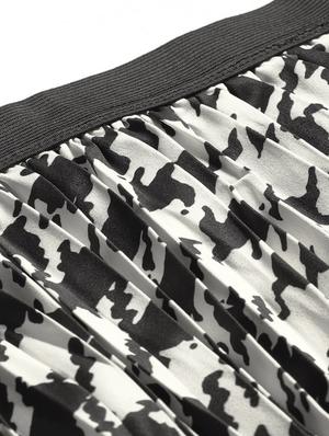 high rise abstract a-line skirt - 17521103 - Standard Image - 5