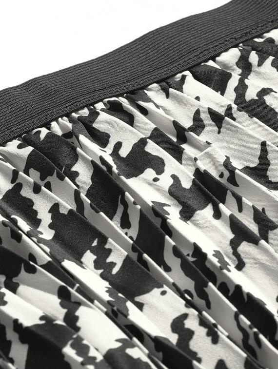high rise abstract a-line skirt - 17521103 - Zoom Image - 5