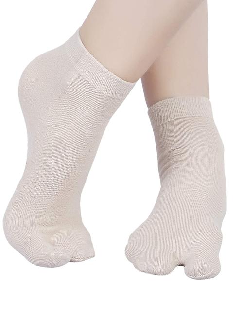 white cotton sock - 17521213 - Standard Image - 1