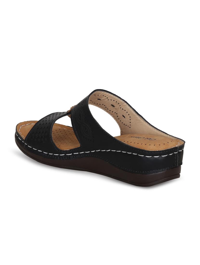 black faux leather platforms sandals - 17522257 - Zoom Image - 2