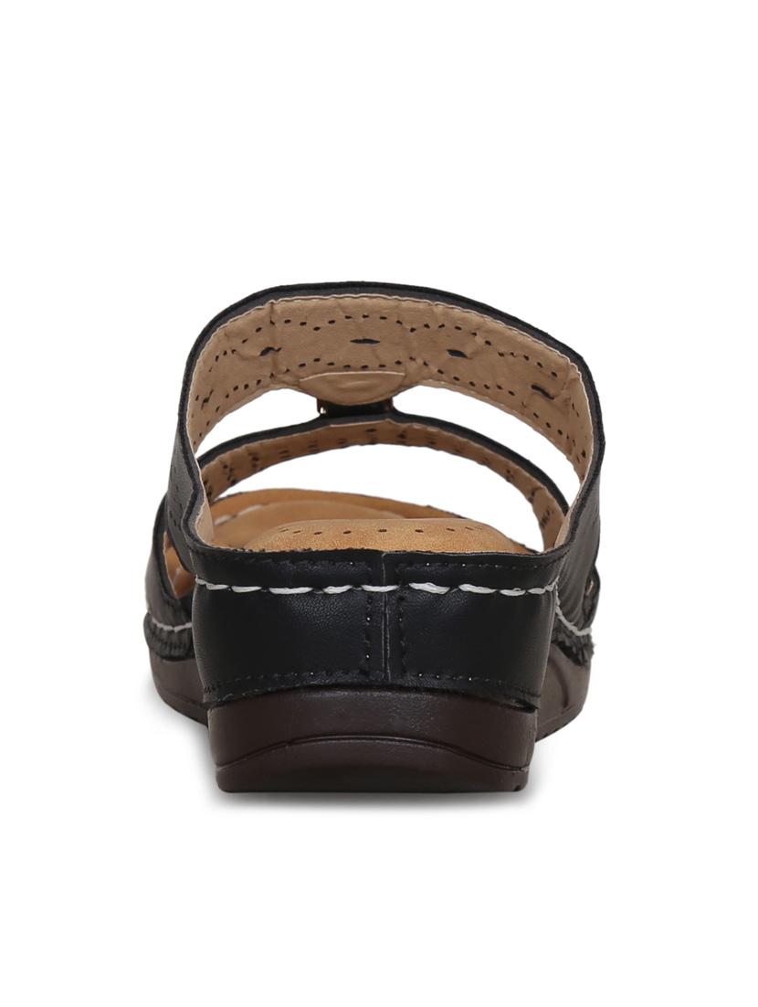 black faux leather platforms sandals - 17522257 - Zoom Image - 3
