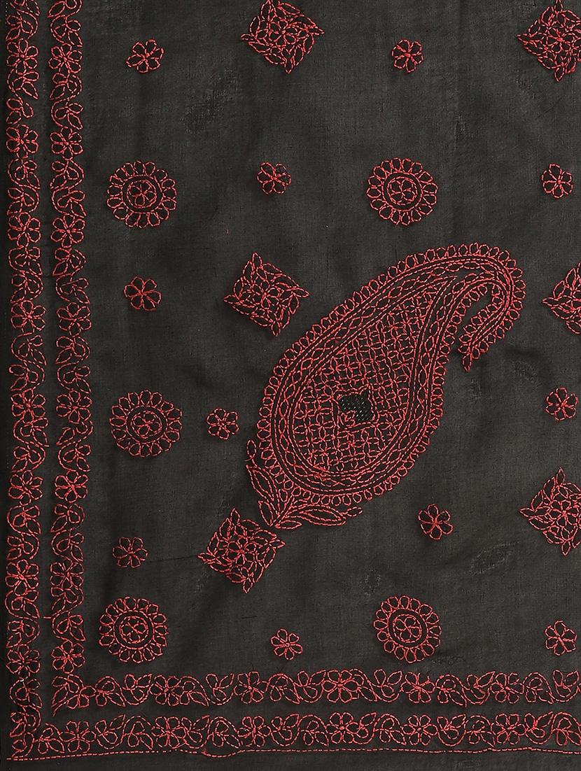 floral motifs chikankari saree with blouse - 17522313 - Zoom Image - 3