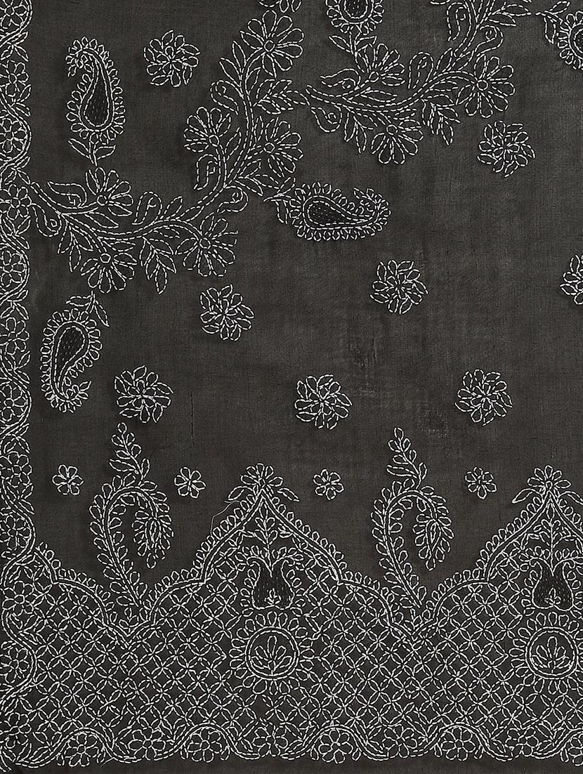 floral motifs chikankari saree with blouse - 17522318 - Zoom Image - 3