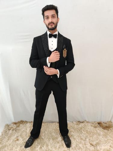 black five piece suit set - 17522801 - Standard Image - 1
