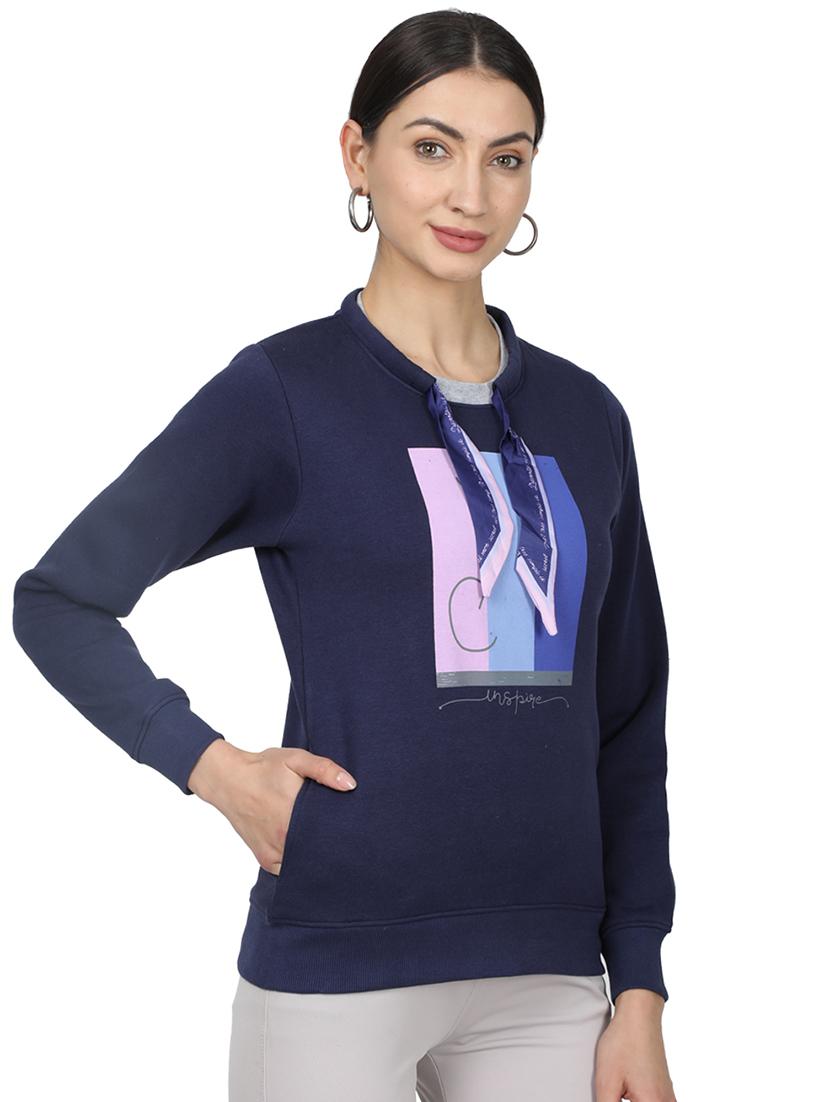 round neck graphic sweatshirt - 17523554 - Zoom Image - 2
