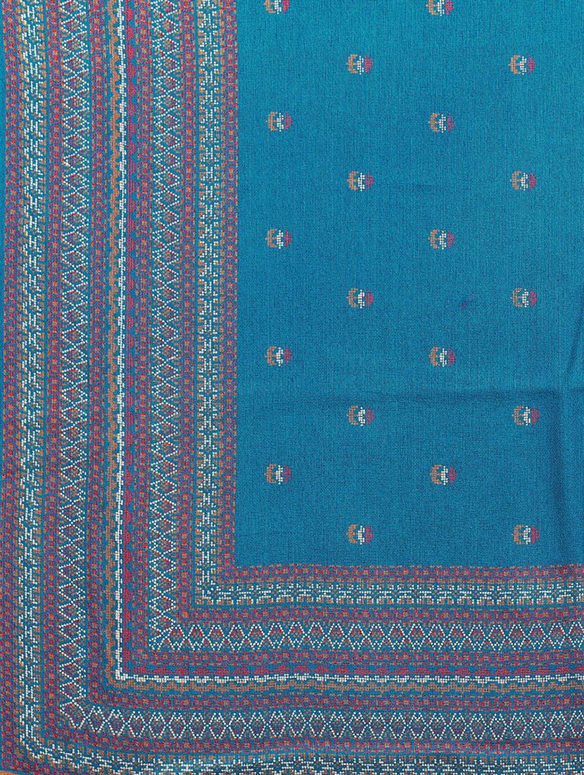 solid printed saree with blouse - 17523837 - Zoom Image - 4
