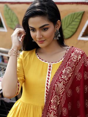 solid kurta palazzo set - 17524034 - Standard Image - 3