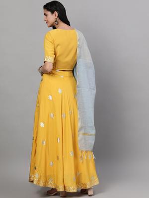 foil print flared lehenga - 17524056 - Standard Image - 3