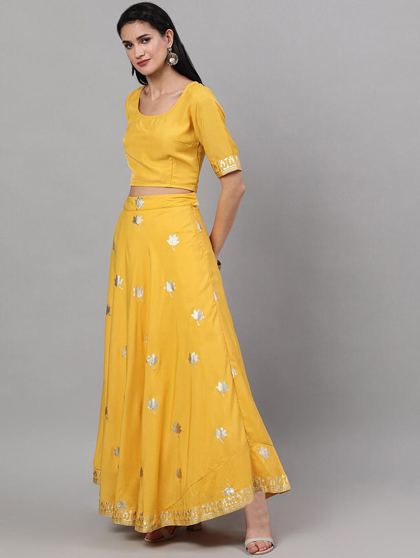 foil print flared lehenga - 17524056 - Zoom Image - 2