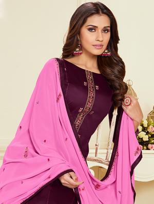 embroidered churidaar semi-stitched suit - 17526637 - Standard Image - 3