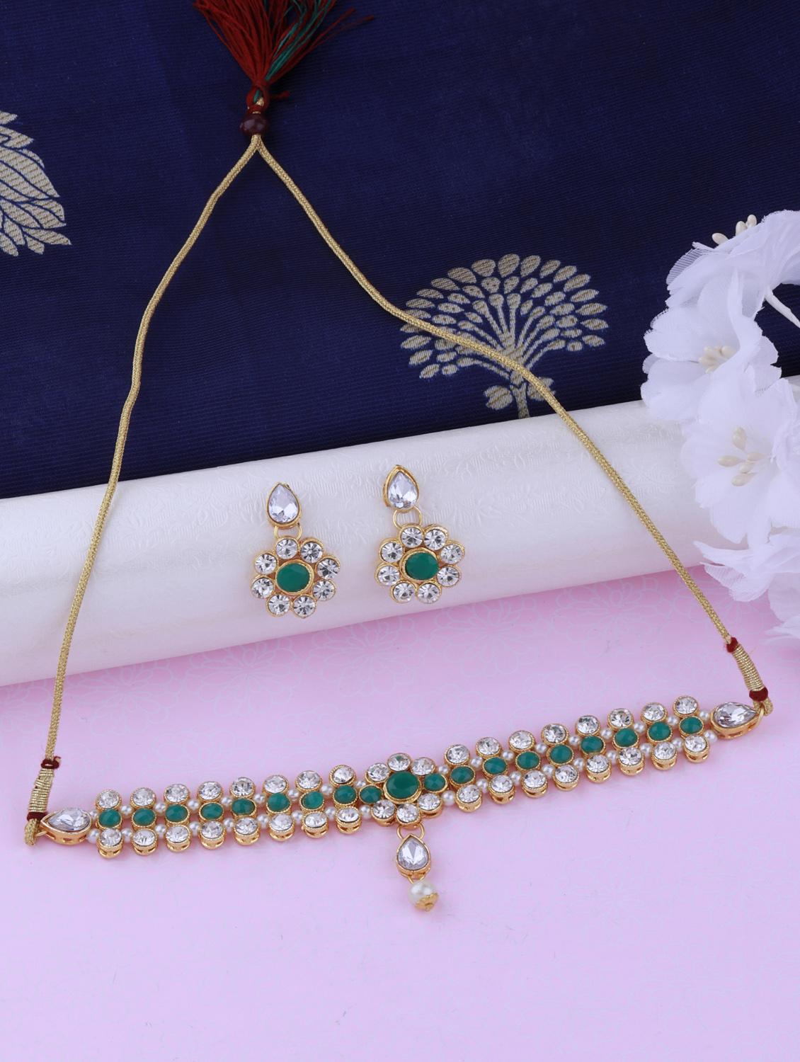 green metal choker and earring - 17527504 - Zoom Image - 2