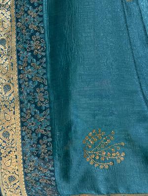 embellished bordered saree with blouse - 17527864 - Standard Image - 3