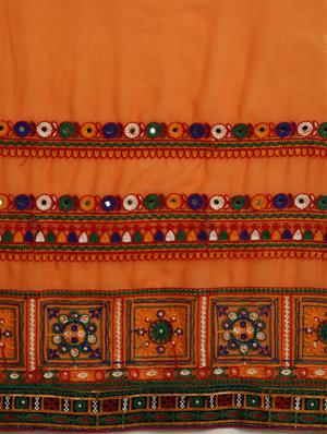 bandhani half and half saree with blouse - 17528618 - Standard Image - 5