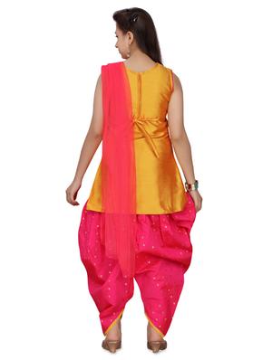 yellow silk blend suit set - 17529031 - Standard Image - 3