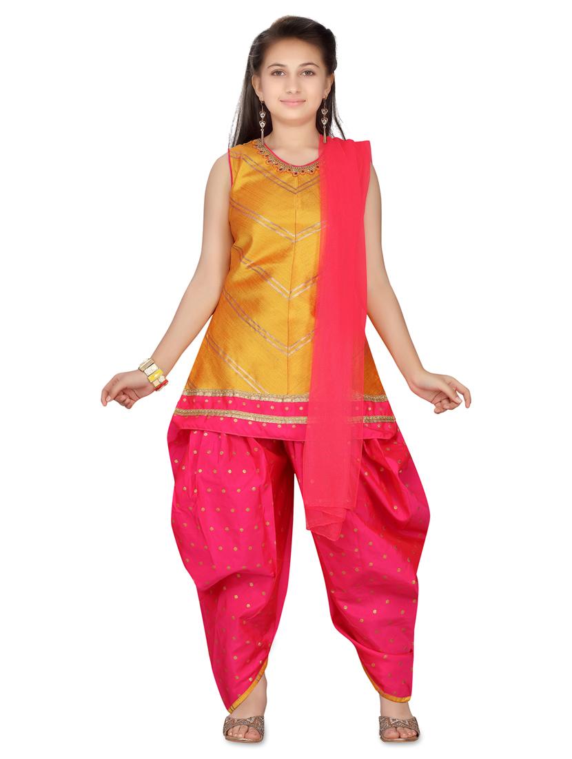 yellow silk blend suit set - 17529031 - Zoom Image - 1