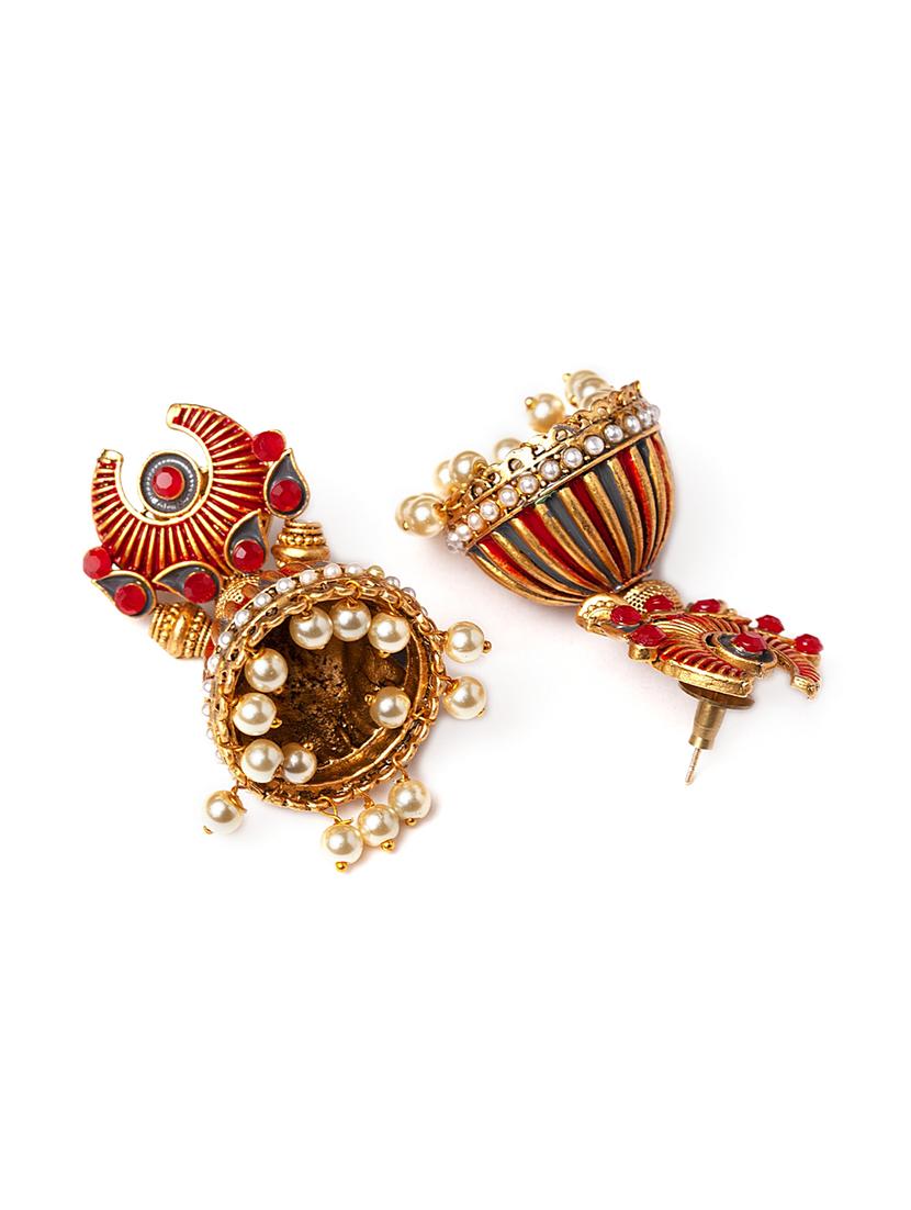 gold metal jhumka earring - 17531235 - Zoom Image - 3