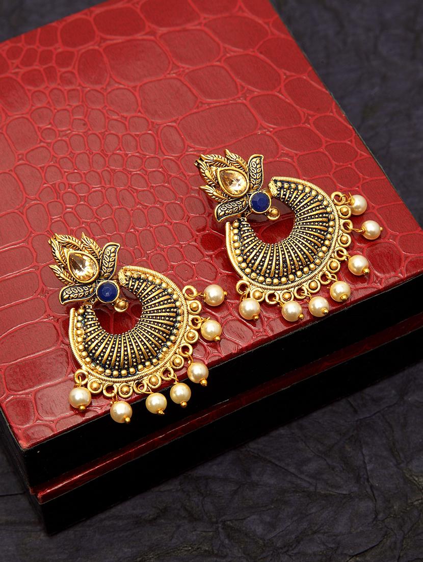 gold metal chandballi earring - 17531240 - Zoom Image - 1