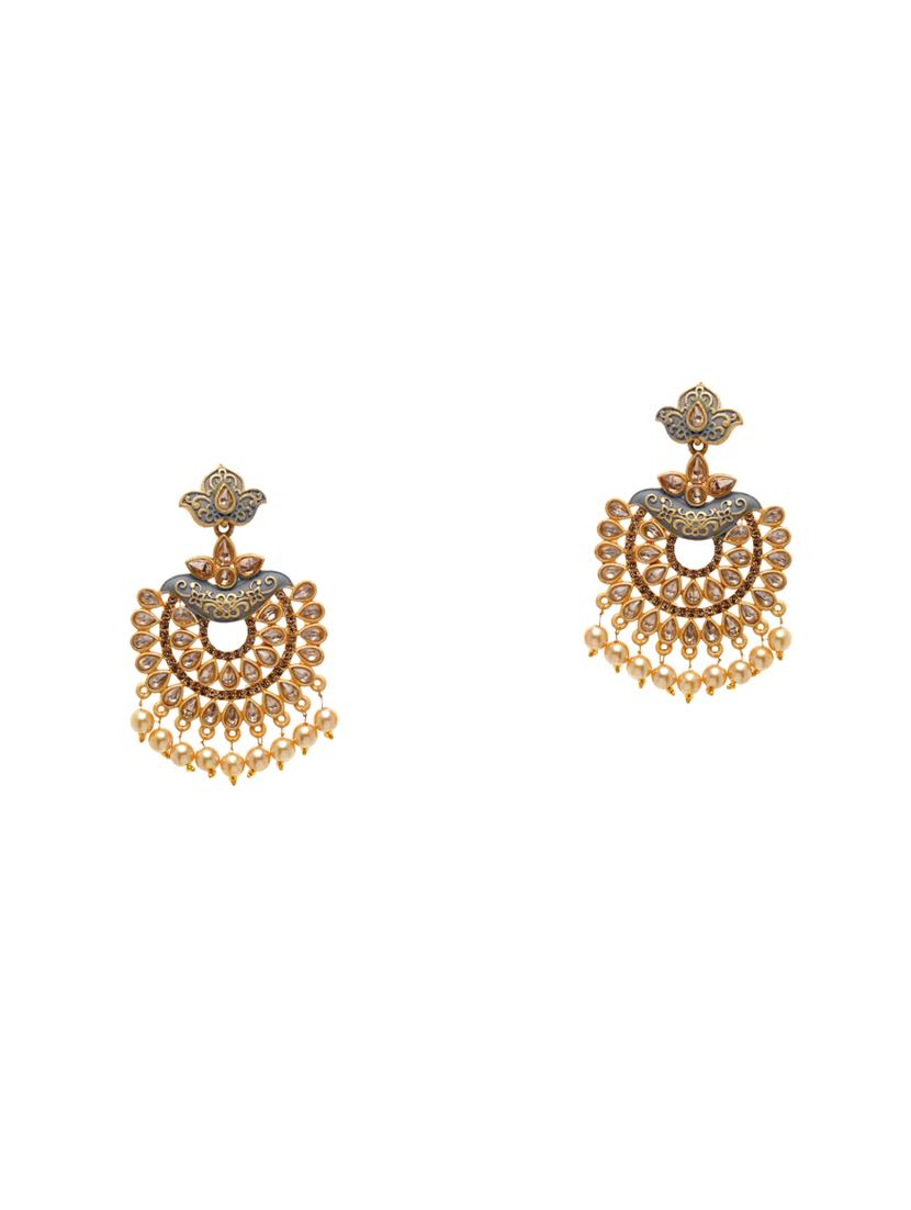 gold metal chandellier earring - 17531262 - Zoom Image - 2