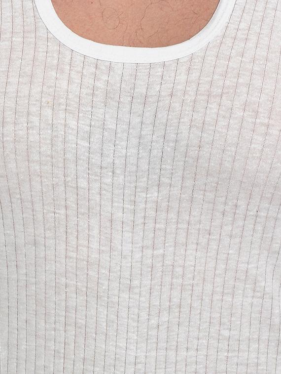 white solid vest - 17531403 - Zoom Image - 5