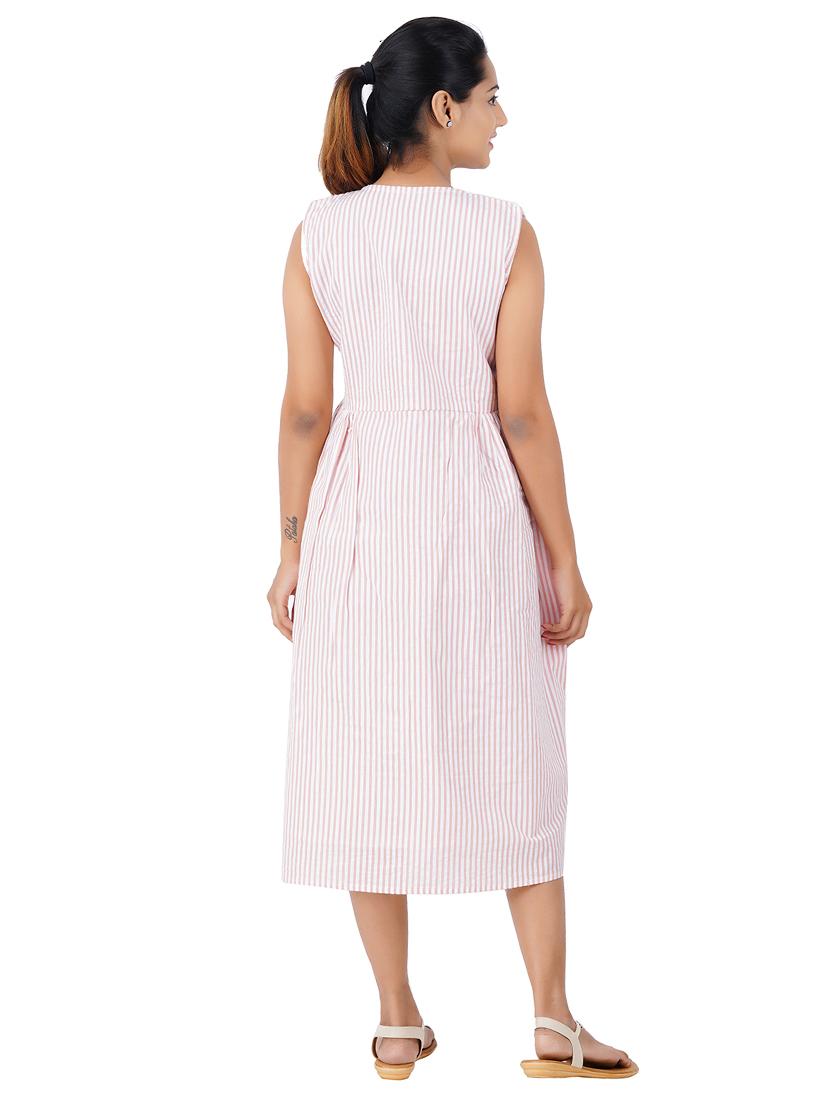 round neck striped dress - 17531422 - Zoom Image - 3