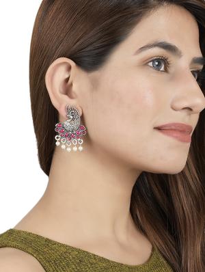 silver brass studs earring - 17531427 - Standard Image - 4