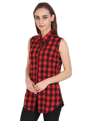 curved hem checkered top - 17533215 - Standard Image - 2