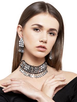silver brass necklaces and earring - 17534170 - Standard Image - 5