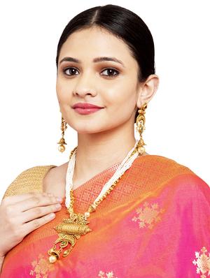 gold metal necklaces and earring - 17534184 - Standard Image - 5