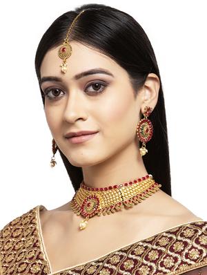gold metal necklaces and earring - 17534192 - Standard Image - 5