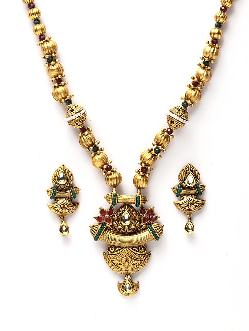 gold metal necklaces and earring - 17534199 - Zoom Image - 3
