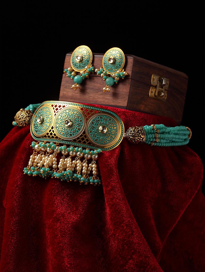 gold brass necklaces and earring - 17534201 - Zoom Image - 1