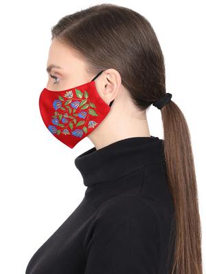 red anti-pollution women mask - 17534975 - Standard Image - 3
