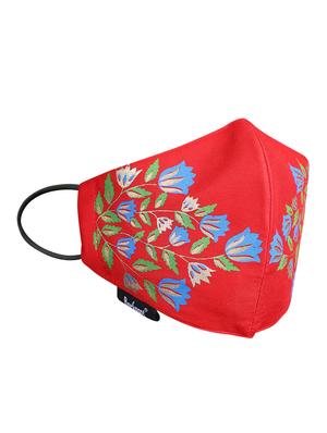 red anti-pollution women mask - 17534975 - Standard Image - 4