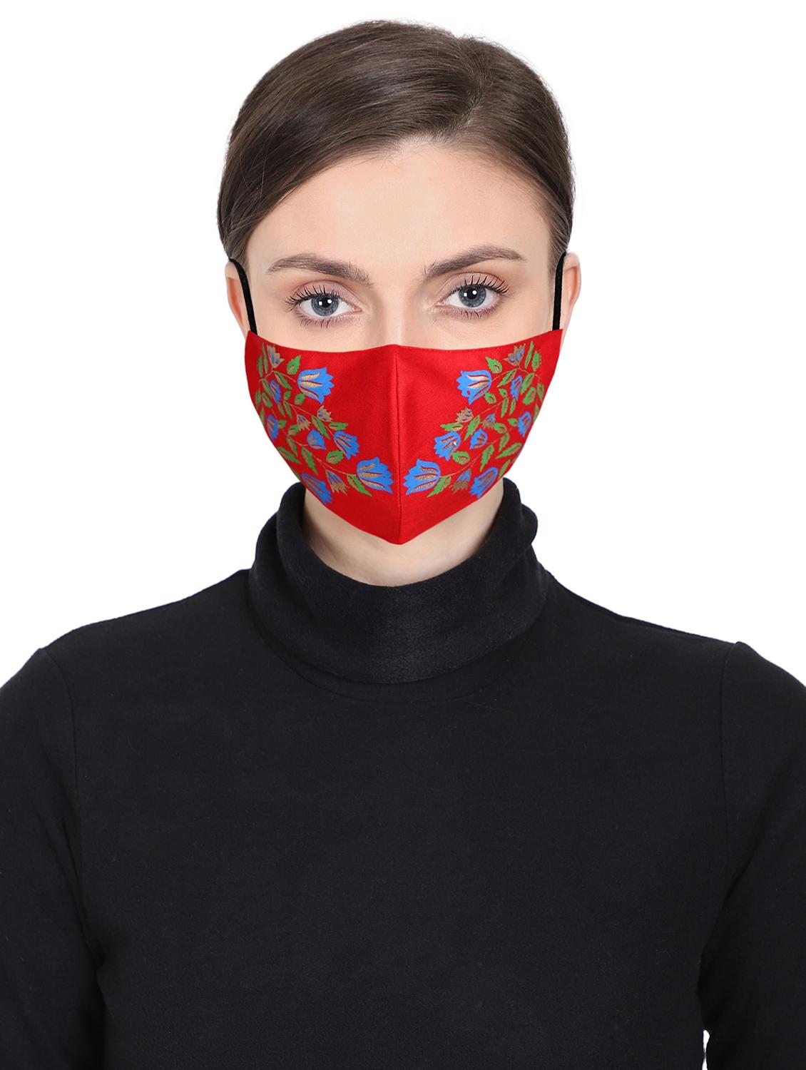 red anti-pollution women mask - 17534975 - Zoom Image - 1
