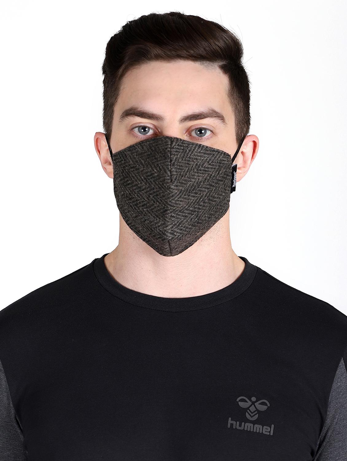 multi colored 3 layer filteration outer layermade from woolen fabric. inner made poly cotton which is extra soft and dries fast. middle 3rd of micro fabric for an stage filtration. antipollution men mask - 17535078 - Zoom Image - 3