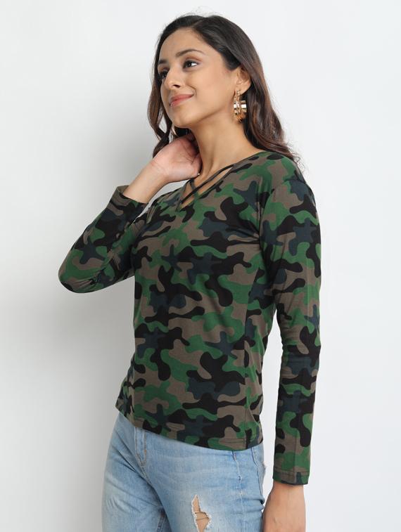 criss cross neck camouflage tee - 17535354 - Zoom Image - 2