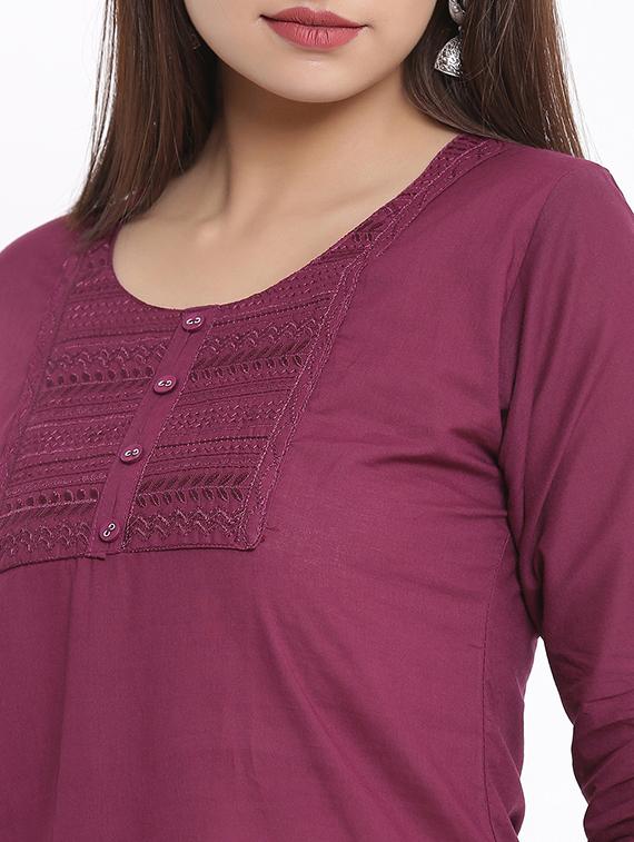 yoke embroidered straight kurta - 17535672 - Zoom Image - 4