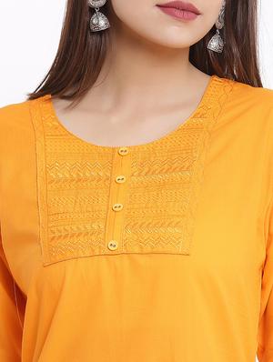 yoke embroidered straight kurta - 17535675 - Standard Image - 4