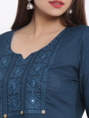 yoke embroidered straight kurta - 17535681 - Standard Image - 4