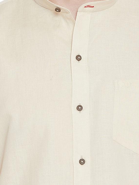 off white solid casual shirt - 17535744 - Zoom Image - 5