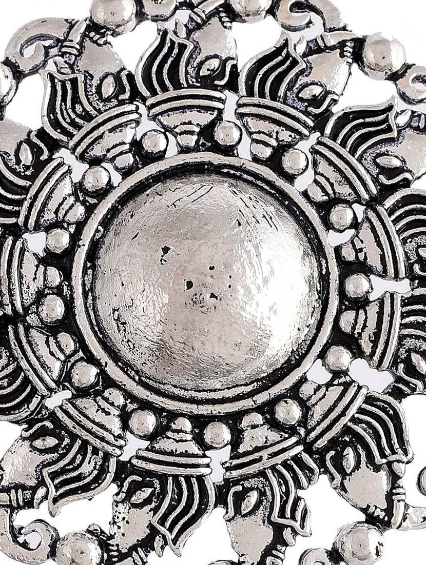 silver brass finger ring - 17535873 - Zoom Image - 3