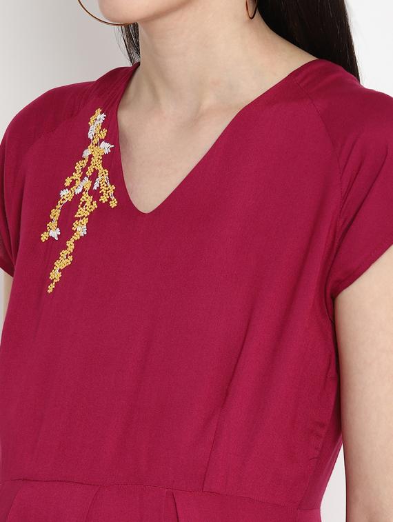 red viscose maternity wear - 17535880 - Zoom Image - 4