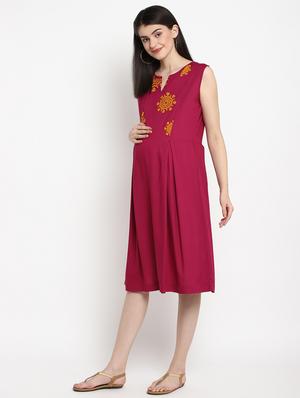 red viscose maternity wear - 17535897 - Standard Image - 2