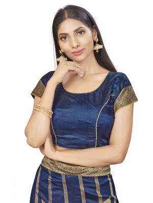 self design printed saree with blouse - 17536199 - Standard Image - 3