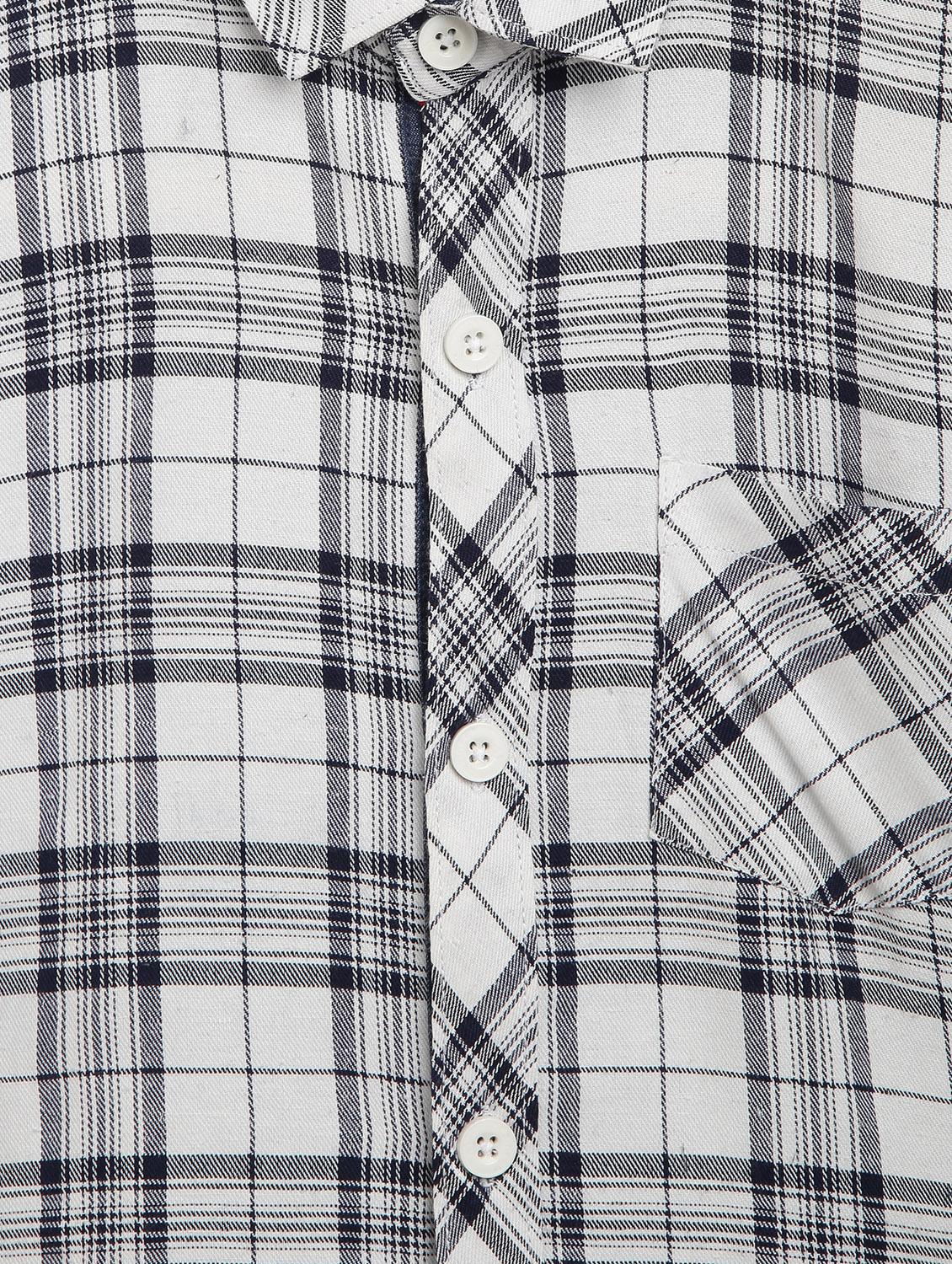 white checkered shirt - 17536717 - Zoom Image - 5