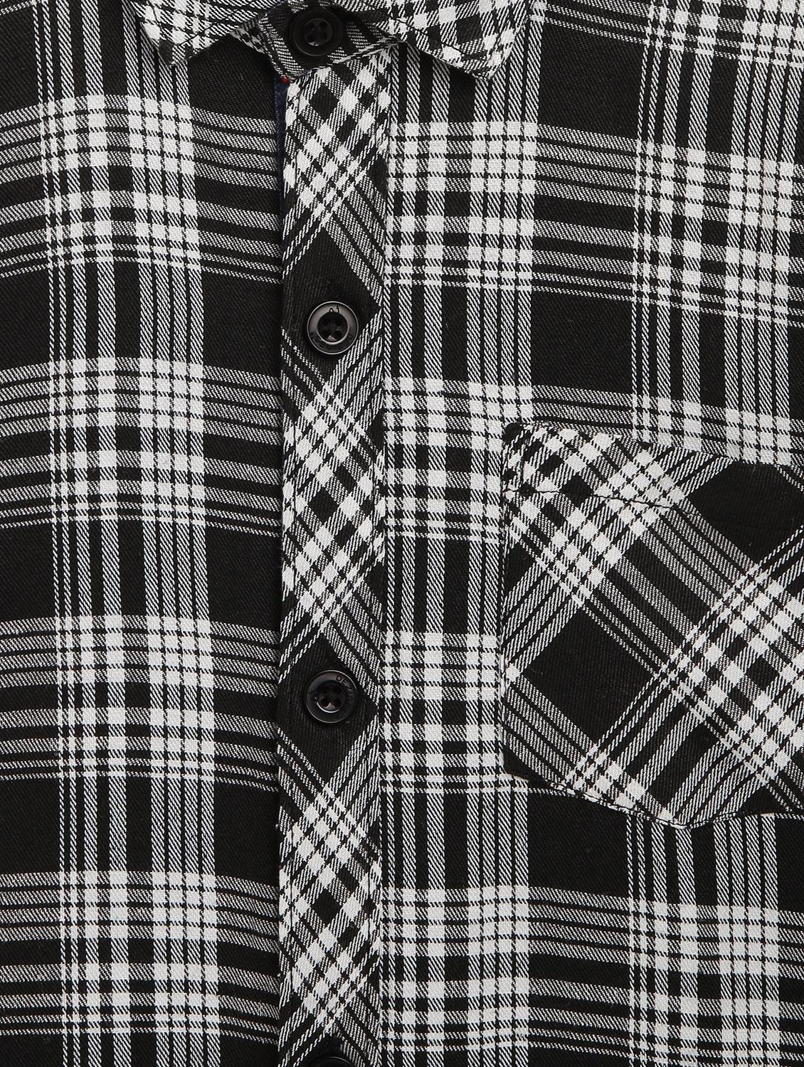 black checkered shirt - 17536723 - Zoom Image - 4