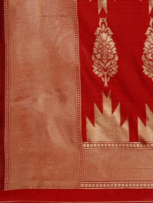 half & half banarasi saree with blouse - 17537661 - Standard Image - 4