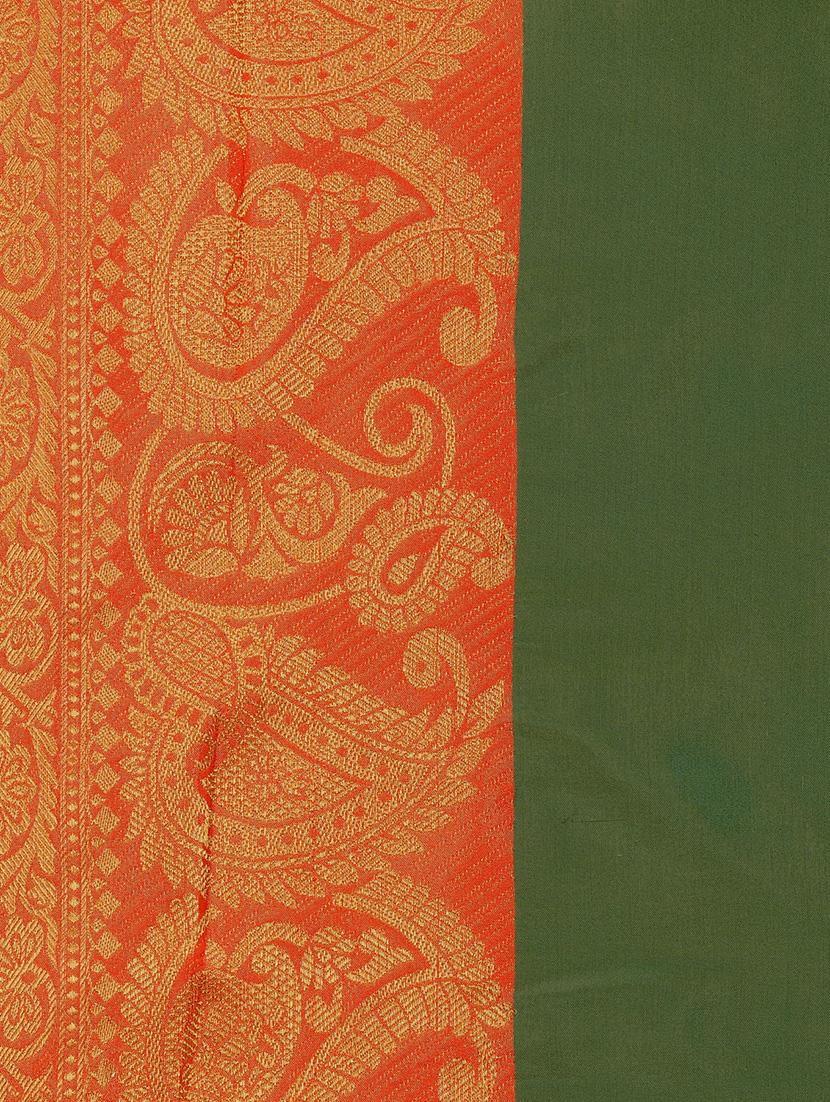 solid bordered saree with blouse - 17537669 - Zoom Image - 4