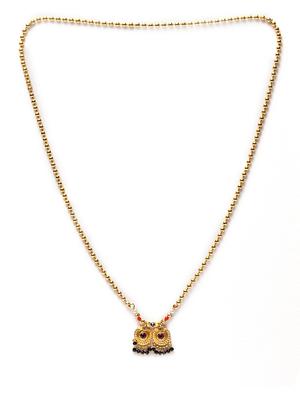 gold metal short necklace - 17537828 - Standard Image - 2