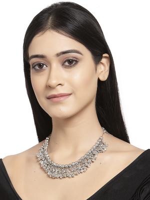 silver brass short necklace - 17537835 - Standard Image - 4